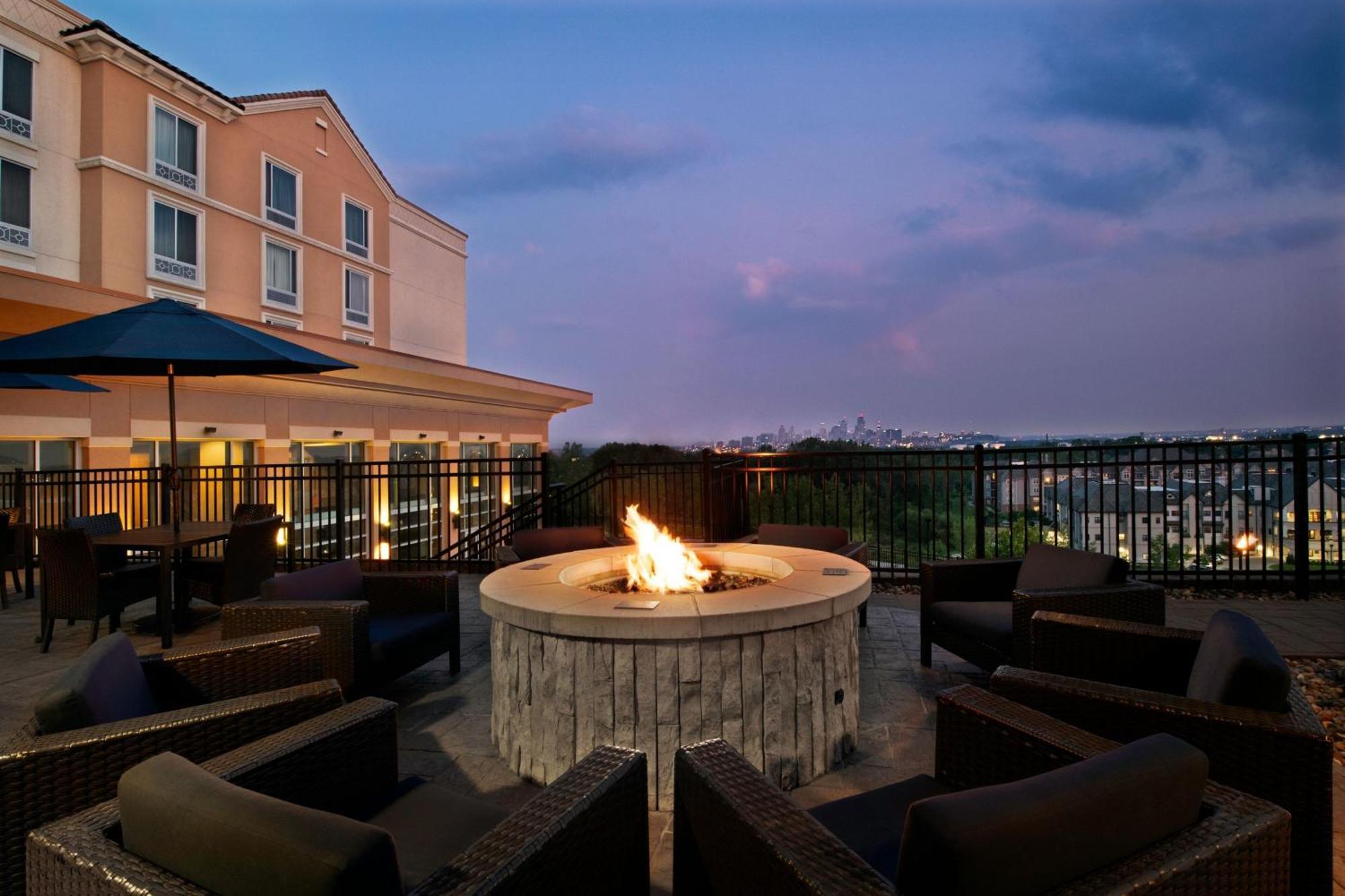 Courtyard Kansas City At Briarcliff Luaran gambar