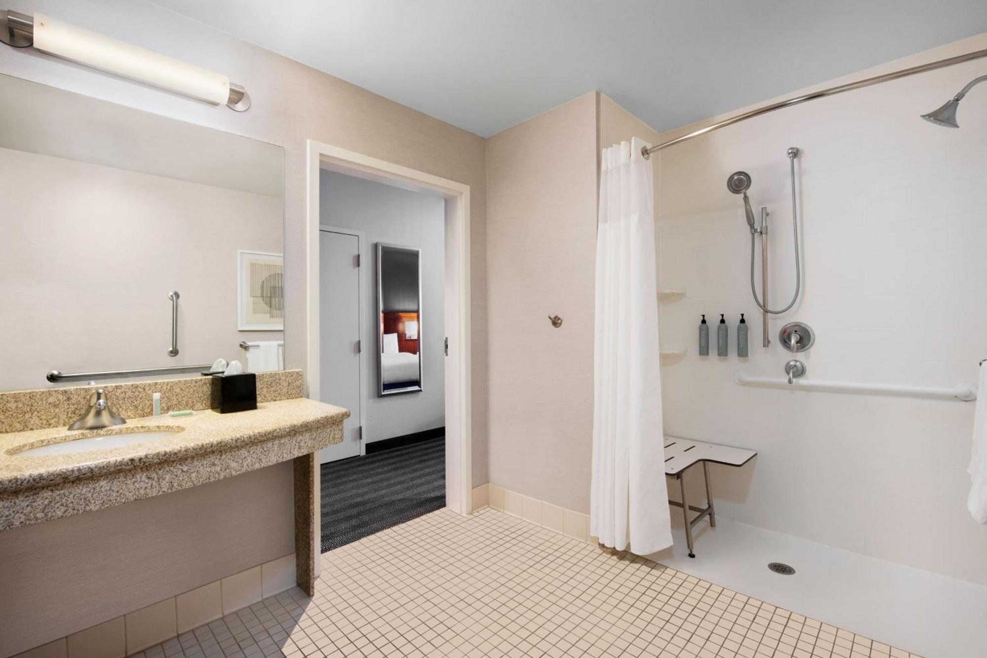 Courtyard Kansas City At Briarcliff Luaran gambar
